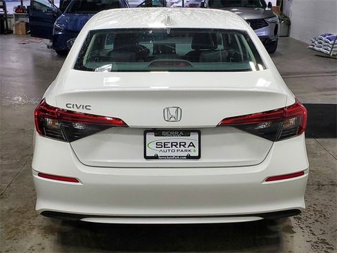 Certified 2023 Honda Civic EX image 5