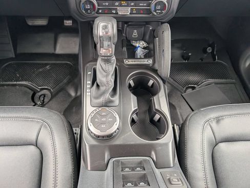New 2026 Ford Bronco Badlands AWD/4WD image 15