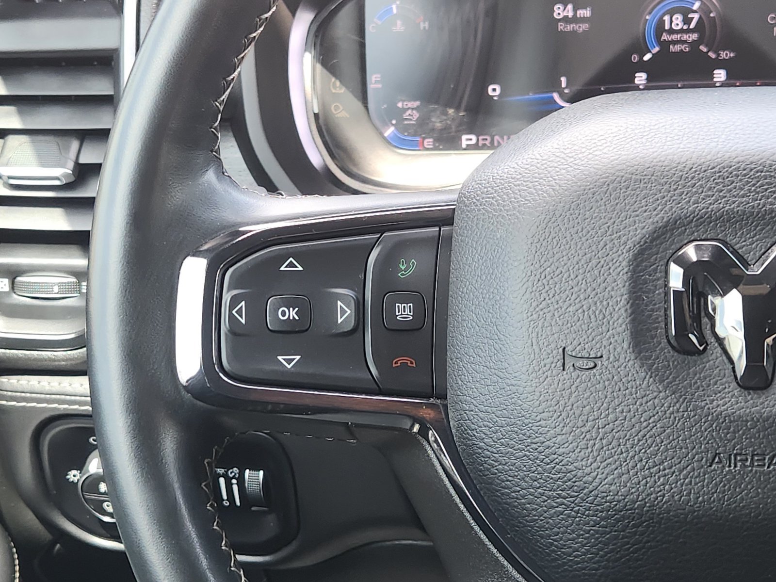 Used 2024 RAM 2500 Limited AWD/4WD image 31