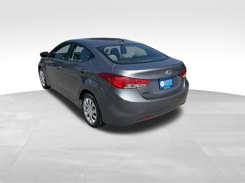 Used 2012 Hyundai Elantra GLS FWD image 4