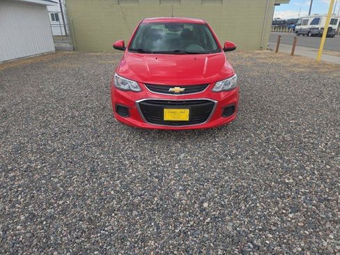 Used 2017 Chevrolet Sonic LT w/ Convenience Package FWD image 6