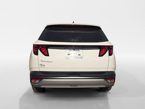 New 2026 Hyundai Tucson SE FWD image 4