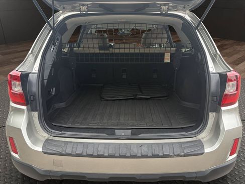 Used 2015 Subaru Outback 2.5i Limited AWD/4WD image 18