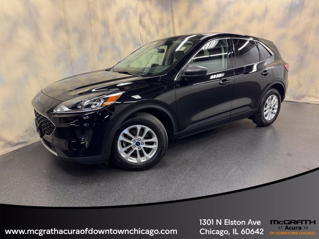 Used 2022 Ford Escape SE w/ Convenience Package FWD image 1