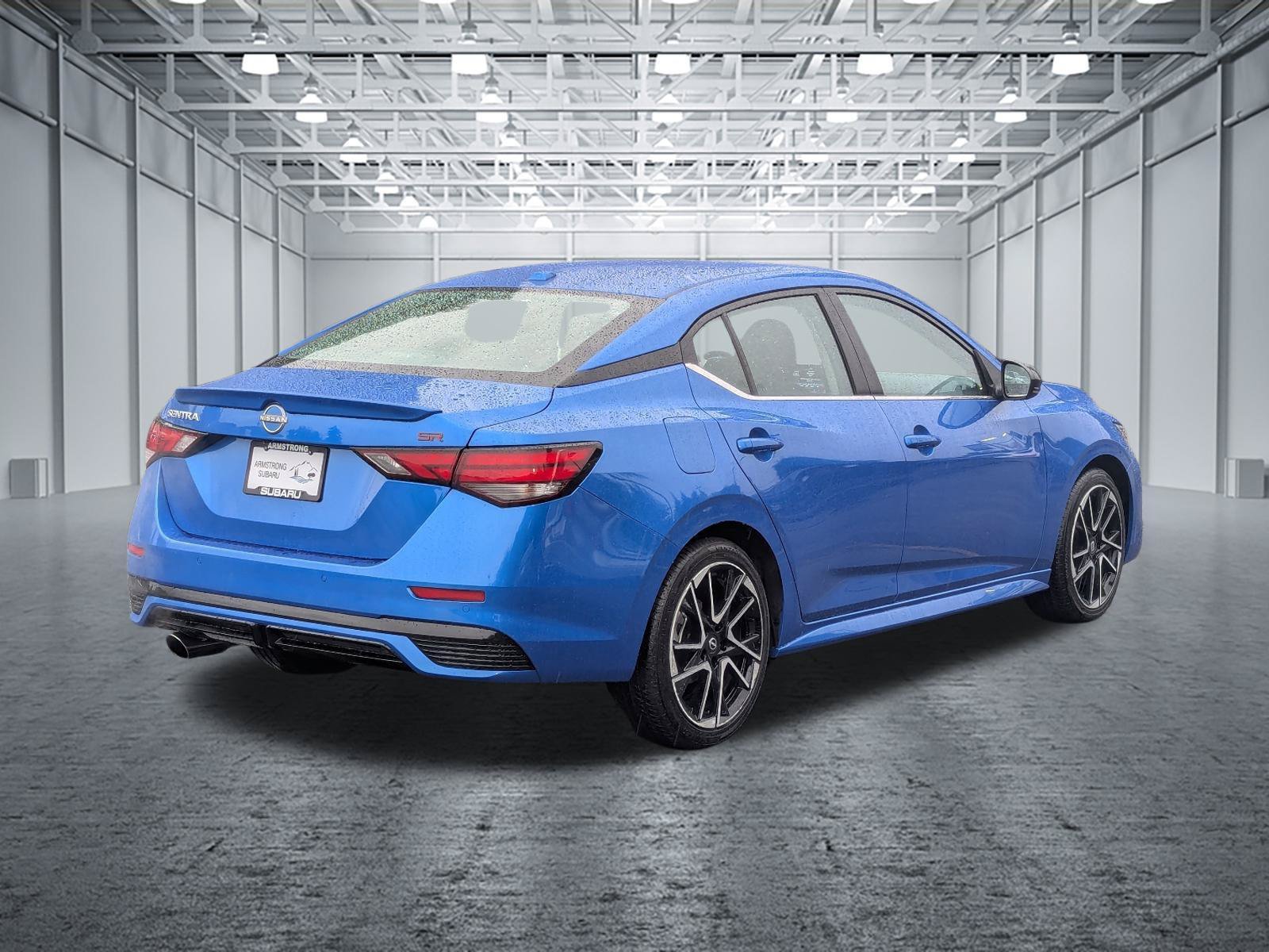 Used 2025 Nissan Sentra SR FWD image 5
