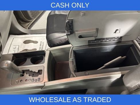 Used 2006 Nissan Titan SE image 24