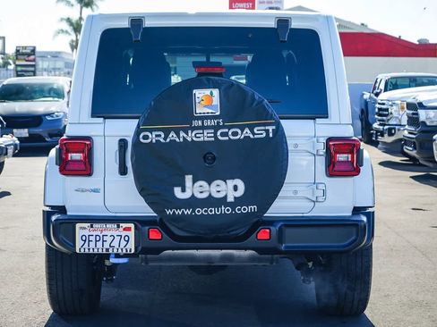 Used 2023 Jeep Wrangler Sahara w/ Cold Weather Group image 5