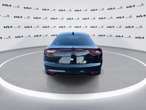Used 2020 Kia Stinger GT1 RWD image 7