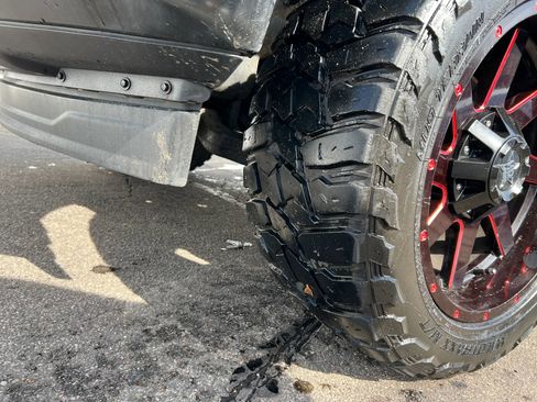 Used 2017 Ford F150 XLT w/ Equipment Group 302A Luxury image 21