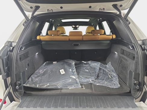 New 2026 BMW X5 xDrive40i AWD/4WD image 11