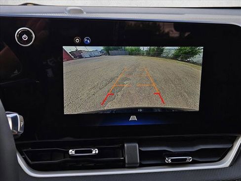 New 2026 Chevrolet Equinox LT image 16