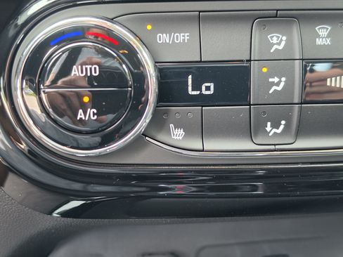 New 2026 Chevrolet Trax ACTIV w/ Driver Confidence Package FWD image 29