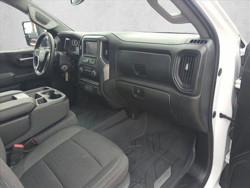 Used 2022 Chevrolet Silverado 2500 Custom w/ Custom Value Package image 19