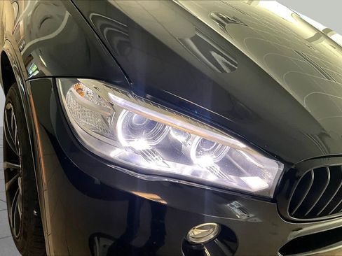 Used 2018 BMW X5 sDrive35i w/ M Sport Package RWD image 26