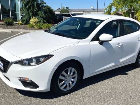 Used 2016 MAZDA MAZDA3 i Sport FWD image 6