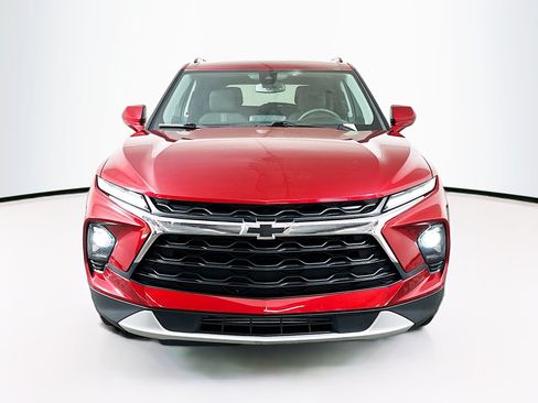 Used 2024 Chevrolet Blazer LT w/ Convenience Package FWD image 2