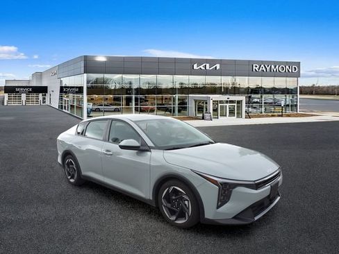 Used 2025 Kia K4 EX FWD image 10