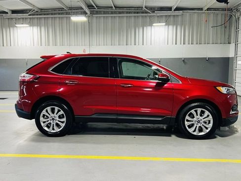 Used 2022 Ford Edge Titanium image 19