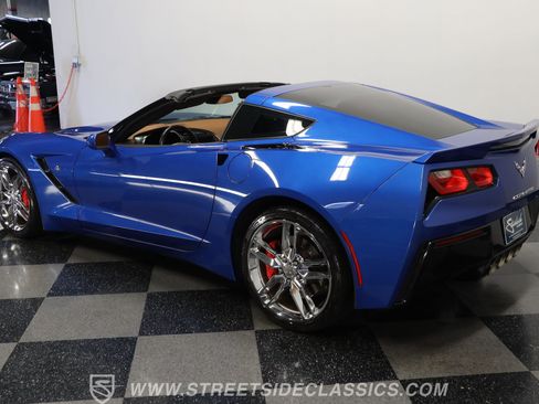 Used 2015 Chevrolet Corvette Stingray Coupe w/ 3LT Preferred Equipment Group image 6