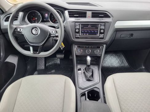 Used 2018 Volkswagen Tiguan S FWD image 25