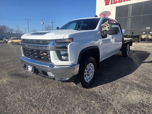 Used 2022 Chevrolet Silverado 2500 LT w/ Convenience Package image 3
