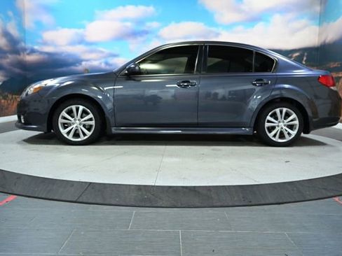 Used 2014 Subaru Legacy 2.5i Limited w/ Moonroof Package image 4