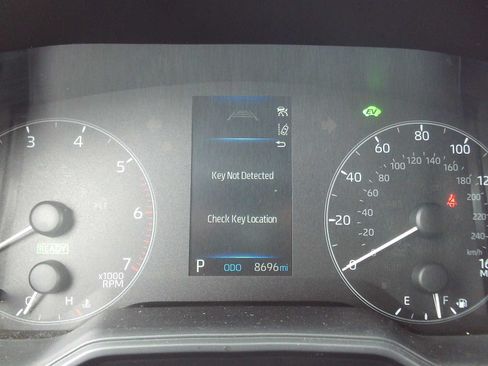 Used 2024 Toyota Corolla SE AWD/4WD image 9