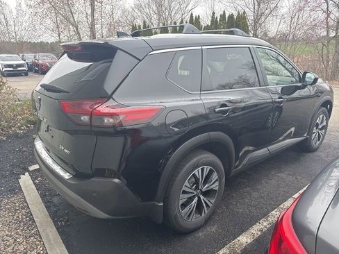 Certified 2023 Nissan Rogue SV w/ SV Premium B Package image 4