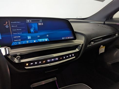 Used 2024 Cadillac Lyriq Luxury w/ LPO, Floor Liner Package image 7