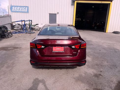 Used 2025 Nissan Altima 2.5 SV AWD/4WD image 27