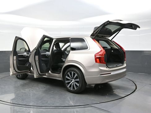 Used 2024 Volvo XC90 B5 Core image 36