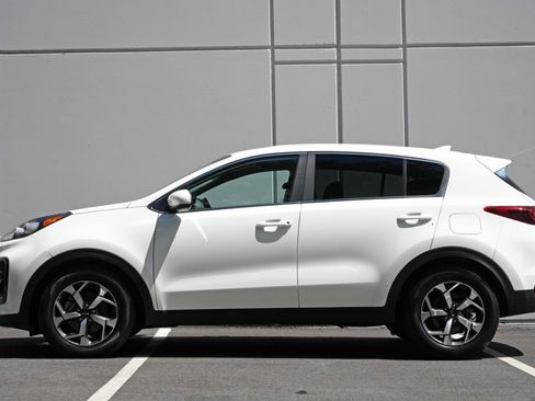 Used 2020 Kia Sportage LX FWD image 8