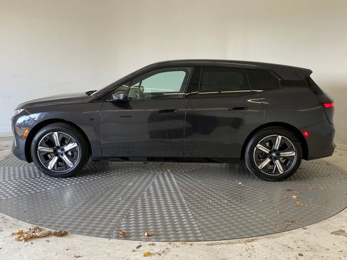 New 2026 BMW iX xDrive60 w/ Premium Package image 2