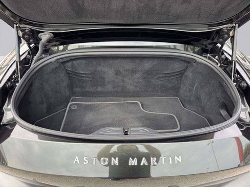 Used 2022 Aston Martin V8 Vantage Roadster RWD image 45