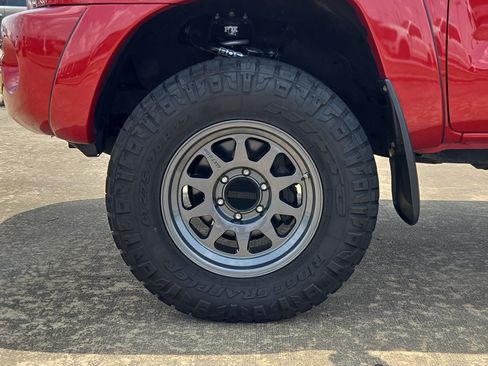 Used 2009 Toyota Tacoma PreRunner RWD image 11