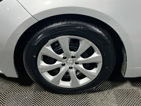 Certified 2025 Toyota Corolla LE FWD image 27