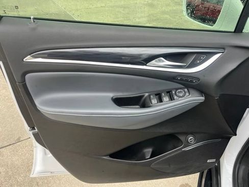 Used 2018 Buick Enclave Premium w/ Trailering Package FWD image 11