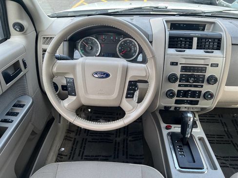 Used 2010 Ford Escape 2WD Hybrid image 28