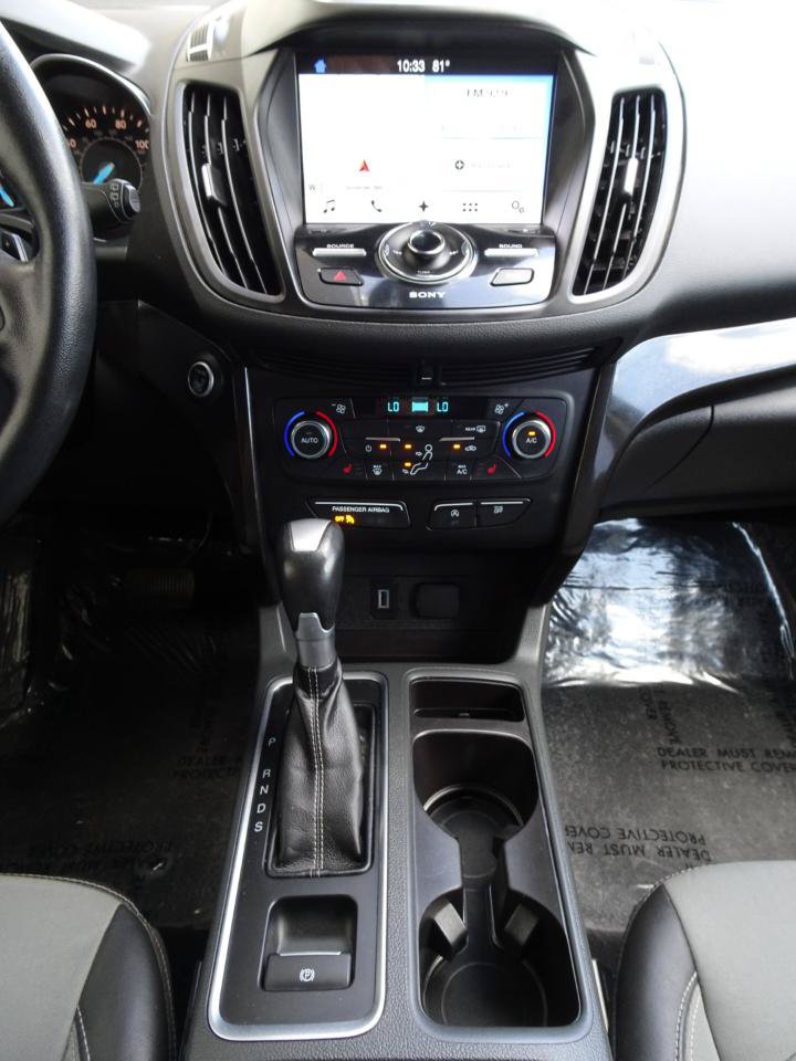 Used 2017 Ford Escape Titanium AWD/4WD image 17