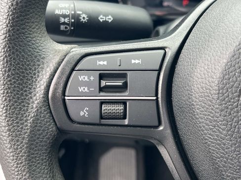 Used 2023 Honda Accord EX image 9