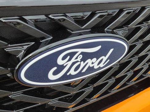 New 2026 Ford Maverick Lariat w/ Black Appearance Package image 15