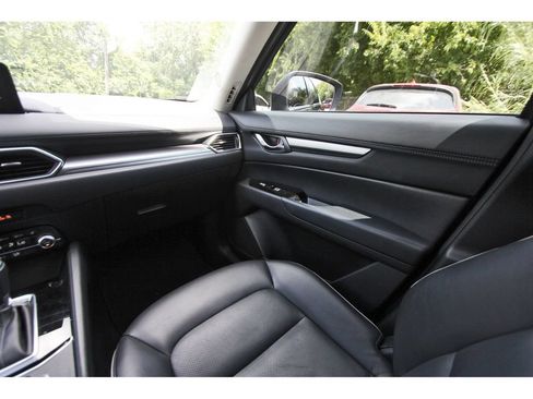 Used 2024 MAZDA CX-5 AWD 2.5 S w/ Select Package image 9