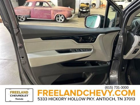 Used 2023 Honda Odyssey Elite image 10