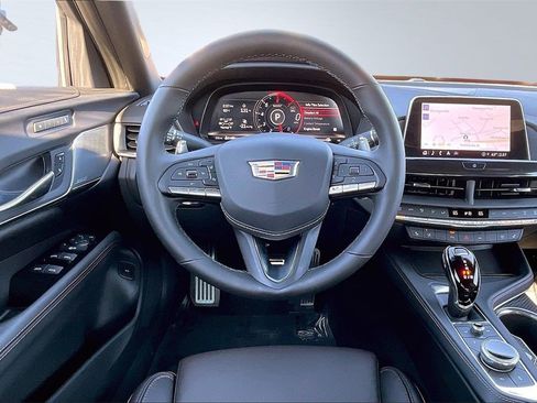 Used 2025 Cadillac CT4 V image 5
