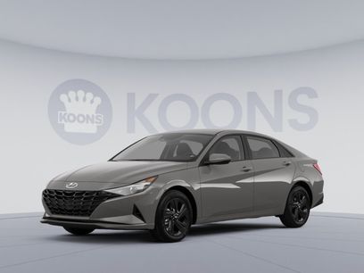 Used 2023 Hyundai Elantra SEL w/ Convenience Package
