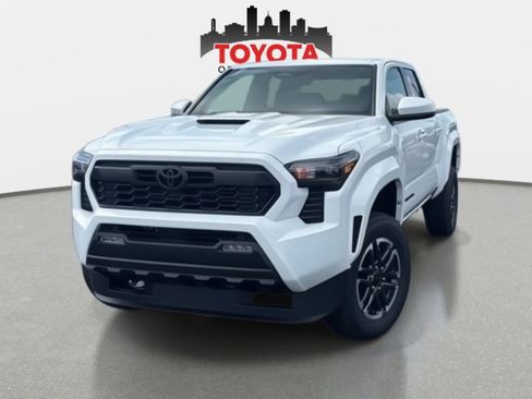New 2025 Toyota Tacoma TRD Sport image 2
