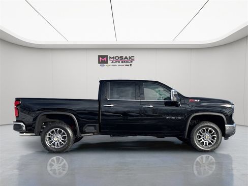 New 2026 Chevrolet Silverado 3500 LTZ w/ LTZ Plus Package image 8
