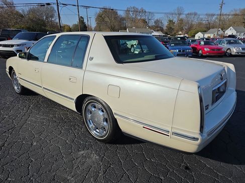 Used 1998 Cadillac De Ville image 20