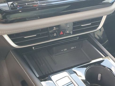 New 2026 Volkswagen Atlas Cross Sport SEL R-Line AWD/4WD image 28
