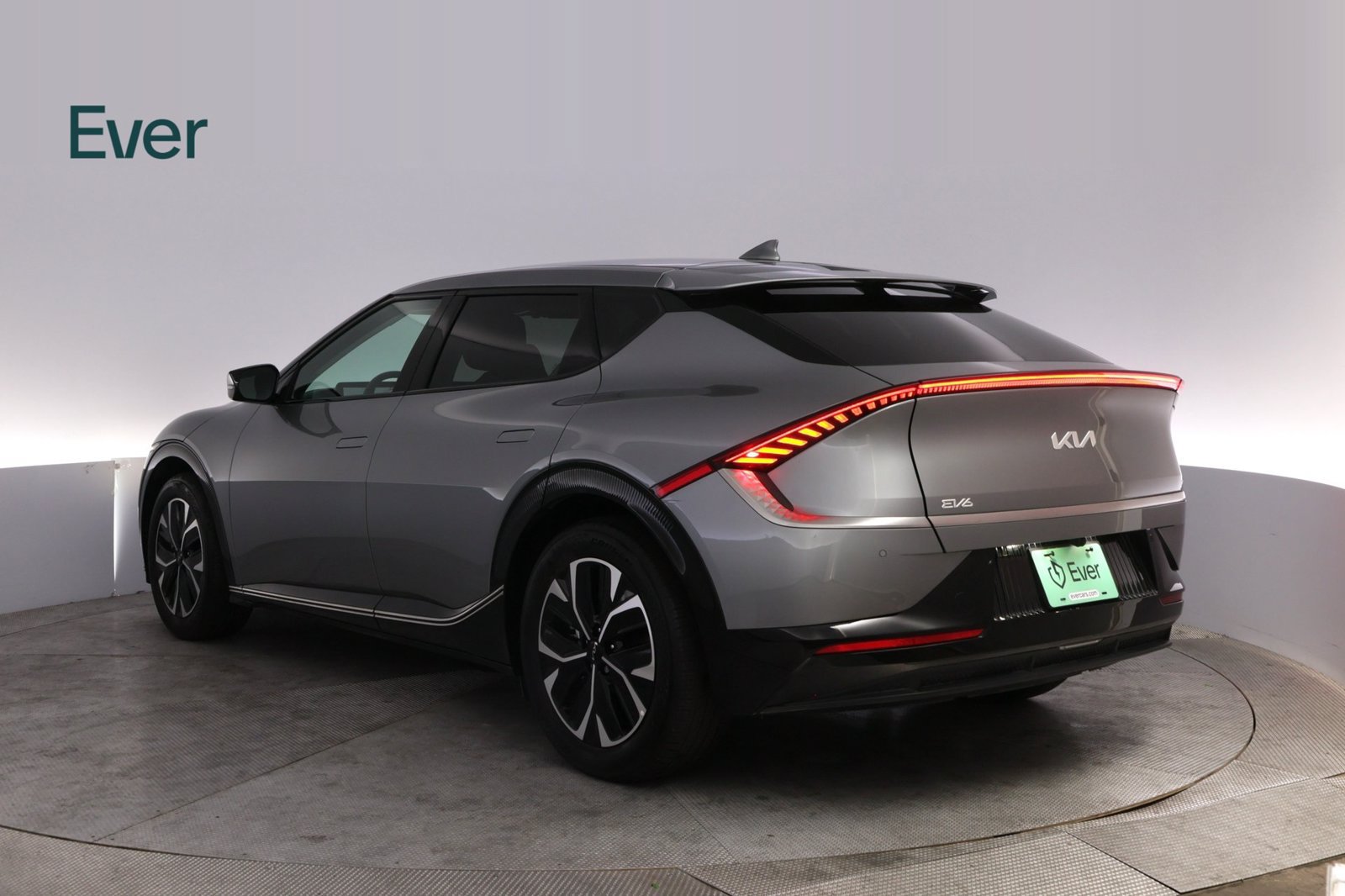 Used 2024 Kia EV6 Wind RWD image 17